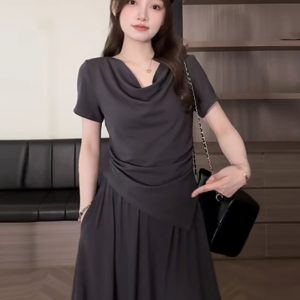 Plus Size Off-Shoulder Short Sleeve T-Shirt and Skirt Two-Piece Set for Women, Casual Summer Outfit, Slimming Fashionable Style