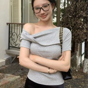 Plus Size Off-Shoulder Short Sleeve T-Shirt for Women - Summer Slim Fit Twisted Design, Trendy Spicy Girl Top