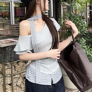 Plus Size Off-Shoulder Short Sleeve T-Shirt for Women, Summer Spliced Faux Two-Piece Top, Sweet and Spicy Slim Fit Style