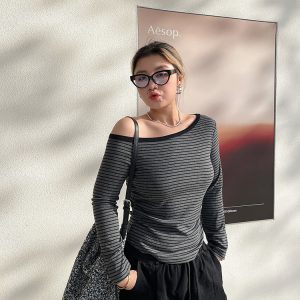 Plus-Size Off-Shoulder Striped Knitted Sweater Top - American Minimalist Slim-Fit Design for Comfortable Y2K Style