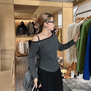 Plus-Size Off-Shoulder Striped Knitted Sweater Top - American Minimalist Slim-Fit Design for Comfortable Y2K Style