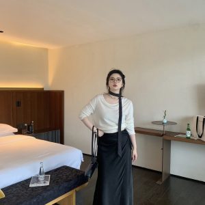 Plus Size One-Piece Satin Skirt with Flowing Diagonal Cut - Elegant Tea Break Beauty Atmosphere, Perfect for 90s and Y2K Styles