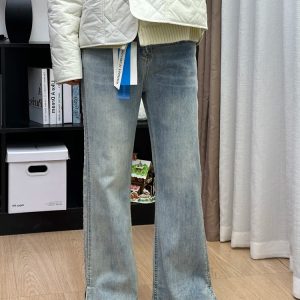 Plus-Size Pear-Shaped Slimming Flared Jeans with Side Slits - Non-Skinny Bell-Bottoms for Petite Women