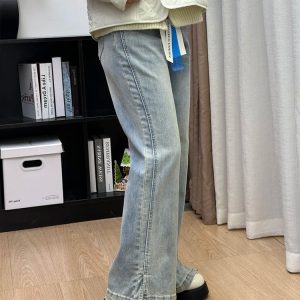 Plus-Size Pear-Shaped Slimming Flared Jeans with Side Slits - Non-Skinny Bell-Bottoms for Petite Women