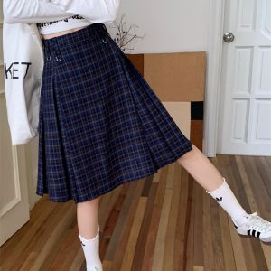 Plus Size Plaid A-Line Skirt for Women, High-Waisted Checkered Skirt, Autumn College Style, Slimming Mid-Length Fashion