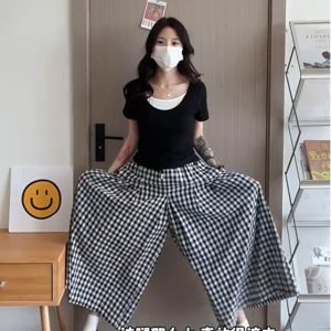 Plus Size Plaid Summer Skirt Pants for Curvy Women, Slimming Wide-Leg Flowy Trousers, Casual 2025 Fashion
