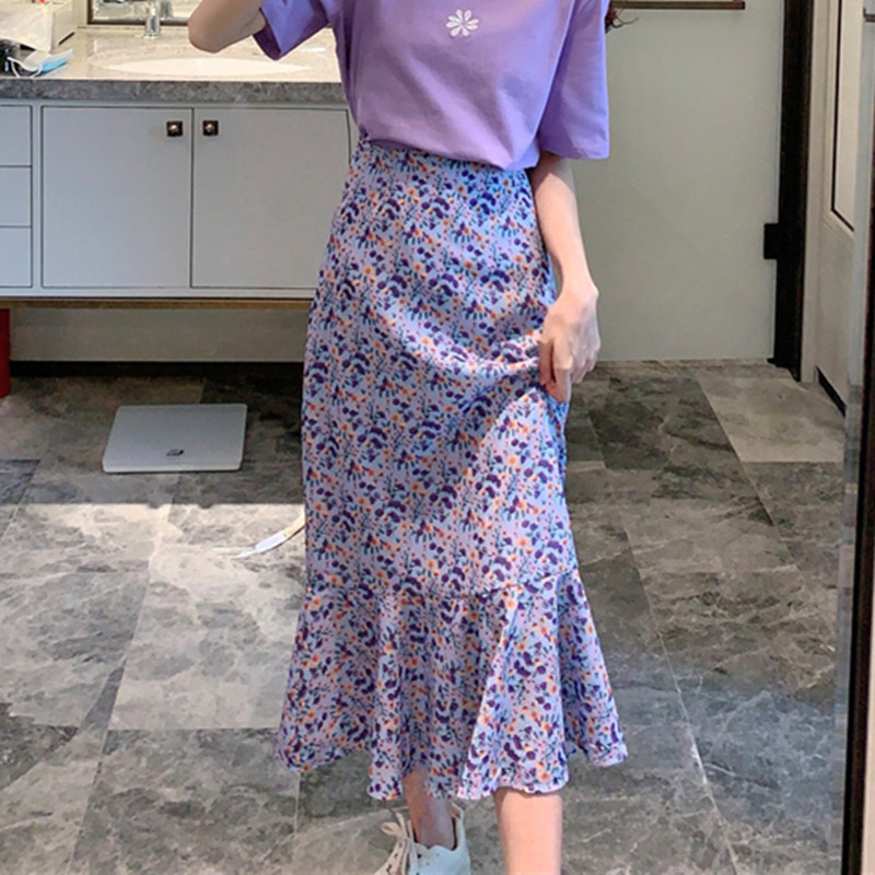 Plus Size Purple Floral Chiffon A-Line Skirt for Women, Summer Fashion, Flattering Fish Tail Mid-Length Style