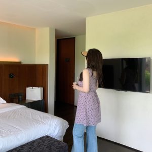 Plus Size Purple Floral Dress with V-Neck Tie, Sleeveless A-Line Tank Top, Slightly Chubby Taro Mud Milk Design