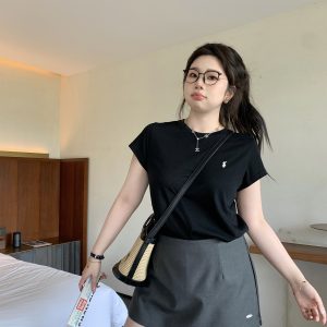 Plus Size Relaxed Fit Short Sleeve T-Shirt for Homebodies - Round Neck Slim Tee in Comfortable Design