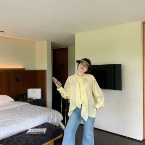 Plus-Size Retro Light Blue Stretchy Butt-Lifting Slim-Fit Flared Pants - Supermodel Shaping for a Chic 90s Look