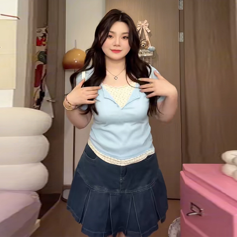 Plus-Size Slim-Fit Short Sleeve Floral Patchwork T-Shirt - Summer Design, Faux Two-Piece Style for Women