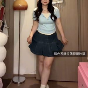 Plus-Size Slim-Fit Short Sleeve Floral Patchwork T-Shirt - Summer Design, Faux Two-Piece Style for Women