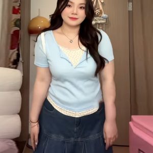 Plus-Size Slim-Fit Short Sleeve Floral Patchwork T-Shirt - Summer Design, Faux Two-Piece Style for Women