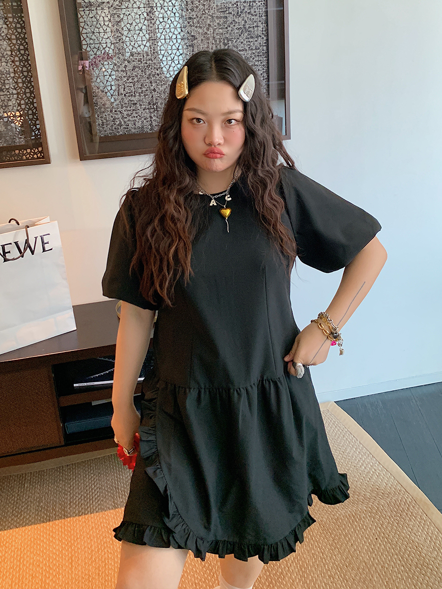 Plus Size Slimming Little Black Dress for Women - Gold Lace Edge Design, Summer 2025 New Style for Curvy Figures Plus Size Slimming Little Black Dress for Women - Gold Lace Edge Design, Summer 2025 New Style for Curvy Figures