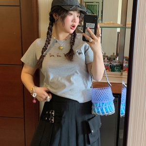 Plus Size Slimming Pearl Short Sleeve T-Shirt for Women - Summer 2025 Round Neck Top with Straight Shoulders, Y2K Style