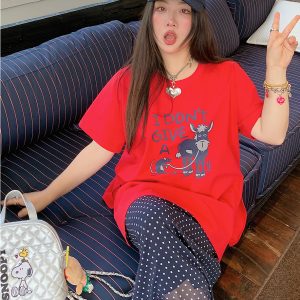 Plus Size Slimming Red Printed Short Sleeve T-Shirt for Women - Summer 2025 Gold Big Support Design