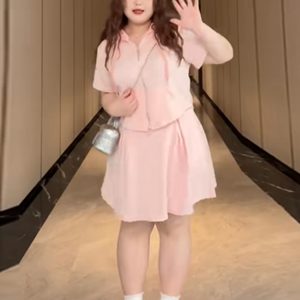 Plus-Size Slimming Two-Piece Set: Casual Sports Top & Skirt for Women, Sweet & Spicy Summer Outfit, Flattering Fit for Curvy Figures