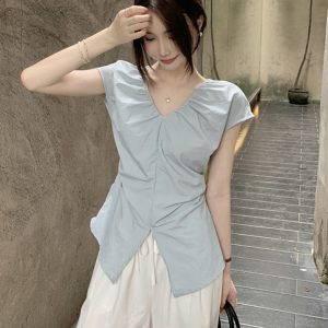 Plus Size Split V-Neck Short Sleeve Shirt for Women - Summer French Style, Waist-Cinching Pleated Elegant Top