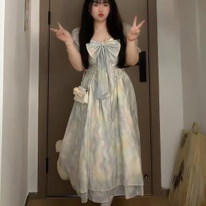 Plus-Size Summer Floral Water Wave Dress for Women, French Style Flattering Waist Fairy Dress, Elegant Blue 90s Inspired Fashion