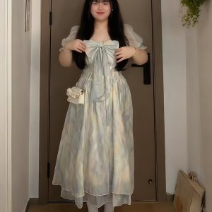 Plus-Size Summer Floral Water Wave Dress for Women, French Style Flattering Waist Fairy Dress, Elegant Blue 90s Inspired Fashion