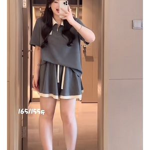 Plus Size Summer Leisure Sports Outfit for Women, Slimming Polo Collar Top and Shorts, Youthful Fashionable Two-Piece Set