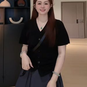 Plus Size Summer Niche Top with Shoulder Drawstring, Loose Fit V-Neck Short Sleeve T-Shirt for Curvy Women, Flattering Style