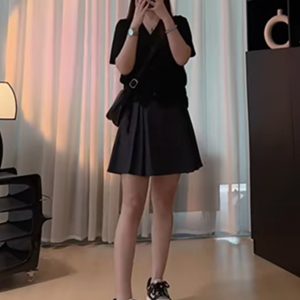 Plus Size Summer Niche Top with Shoulder Drawstring, Loose Fit V-Neck Short Sleeve T-Shirt for Curvy Women, Flattering Style