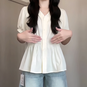 Plus-Size V-Neck Short-Sleeve Summer Top - Flattering Waist-Cinching Design for Curvy Figures, Versatile and Stylish for Any Occasion