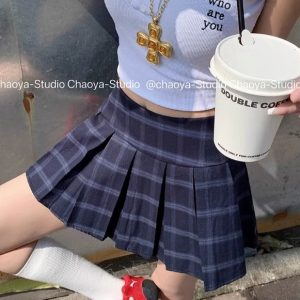 Plus Size Vintage Blue Plaid Pleated Skirt for Women - High Waist Slimming A-Line Design, Short Skirt for Curvy Girls