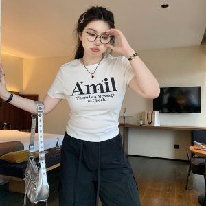 Plus Size Vintage Round Neck Slim Fit Short Crop T-Shirt with Sweetheart Letter Print - Slightly Chubby Aesthetic