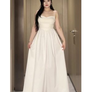 Plus-Size White Camisole Dress for Curvy Figures - French Style, Waist-Cinching, Flattering Sleeveless Summer Dress