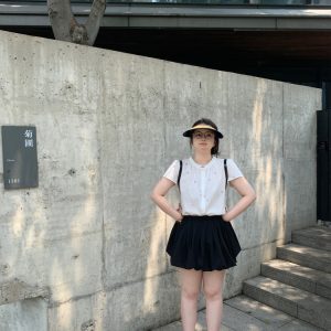 Plus Size White Floral Bud Puffy Half Skirt - Slimming Cloud Alice Style Short Skirt for a Chic 90s Y2K Look