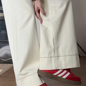 Plus-Size White Wide-Leg Jeans for Pear-Shaped Figures, Slimming Loose BF Style, Trendy 2025 Fashion