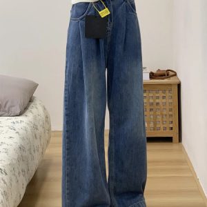 Plus-Size Wide-Leg Jeans for Pear-Shaped Figures - Flattering Loose-Fitting Pants for Curvy Hips - 2025 Fashion Essential