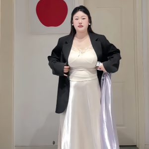 Plus-Size Women's Acetate Satin High-Waisted Midi Skirt - Versatile Solid Color for Spring 2025, Perfect for Curvy Styles