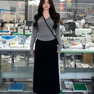 Plus-Size Women's Black High-Waisted Summer Skirt - Flattering Draped Long Design with Slit for Curvy Figures