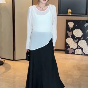 Plus-Size Women's Butterfly Hollow Back Top and Satin Fishtail Skirt Set - Sun-Protective Summer Fashion