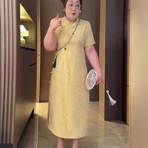 Plus-Size Women's Chinese Style Qipao Dress, Dark Pattern Tulle, Summer Button Design, Elegant National Wind Temperament