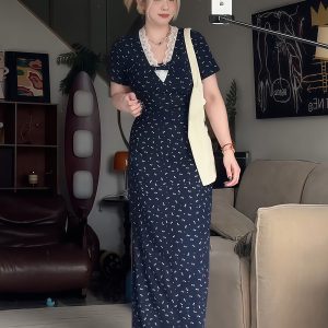 Plus-Size Women's Elegant French V-Neck Floral Dress with Lace Trim - Summer Long Dress for Curvy Style