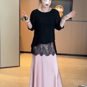 Plus-Size Women's French Retro Lace Spliced Hollow Back Long Sleeve T-Shirt - Stylish Summer Top for Curvy Figures