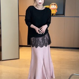 Plus-Size Women's French Retro Lace Spliced Hollow Back Long Sleeve T-Shirt - Stylish Summer Top for Curvy Figures