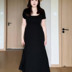 Plus-Size Women's French-Style Square-Neck Short Sleeve Dress - Flattering A-Line Design for Curvy Figures - Summer Essential