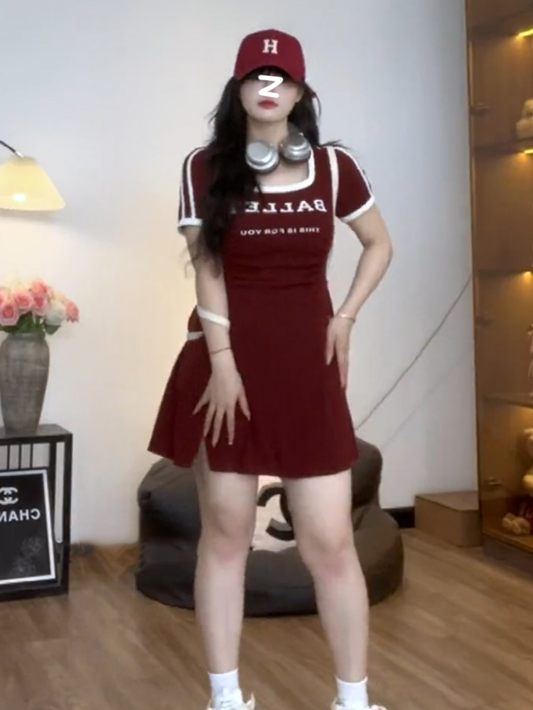 Plus-Size Women's French-Style U-Neck Dress - Flattering Summer Dress for Curvy Figures, Sporty Short Skirt Design Plus-Size Women's French-Style U-Neck Dress - Flattering Summer Dress for Curvy Figures, Sporty Short Skirt Design