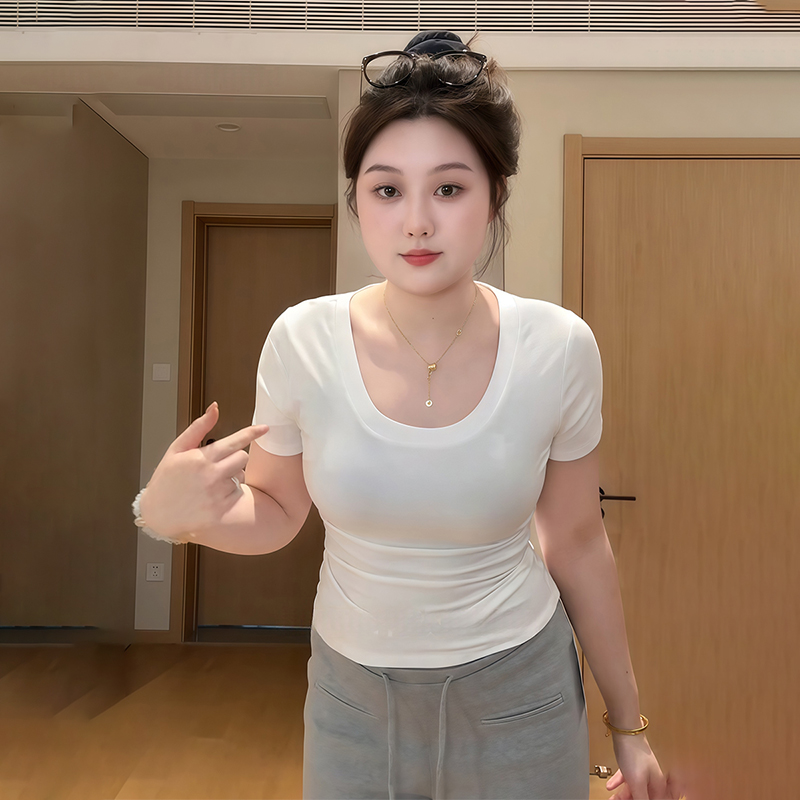 Plus-Size Women's French-Style U-Neck Short Sleeve T-Shirt, Summer Slim-Fit Top for Curvy Women, Casual Chic Fashion Plus-Size Women's French-Style U-Neck Short Sleeve T-Shirt, Summer Slim-Fit Top for Curvy Women, Casual Chic Fashion