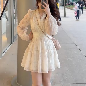 Plus-Size Women's French Vintage Lace Floral Dress - Spring Style, Waist-Cinching & Flattering for Curvy Women, Boho Chic