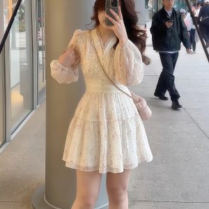 Plus-Size Women's French Vintage Lace Floral Dress - Spring Style, Waist-Cinching & Flattering for Curvy Women, Boho Chic