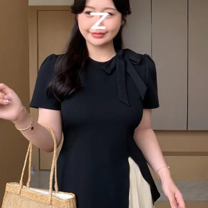 Plus-Size Women's Short Sleeve Irregular Split T-Shirt - Trendy Summer Top for Curvy Figures