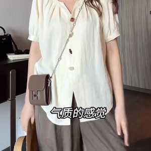 Plus Size Women's Short Sleeve Slimming Casual Blouse - Versatile Design, Covers Belly, Flattering Fit for Curvy Figures