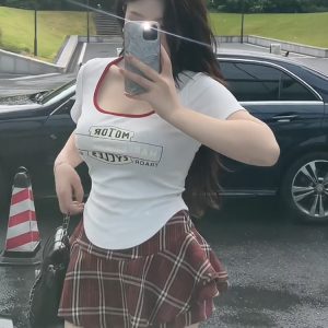 Plus-Size Women's Slim Fit Summer T-Shirt, Versatile Short Sleeve Top for Curvy Girls, American Hot Girl Style