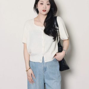 Plus Size Women's Summer Short Sleeve Ice Silk Knitted Top - Flattering Square Neck French Style Blouse for Curvy Figures